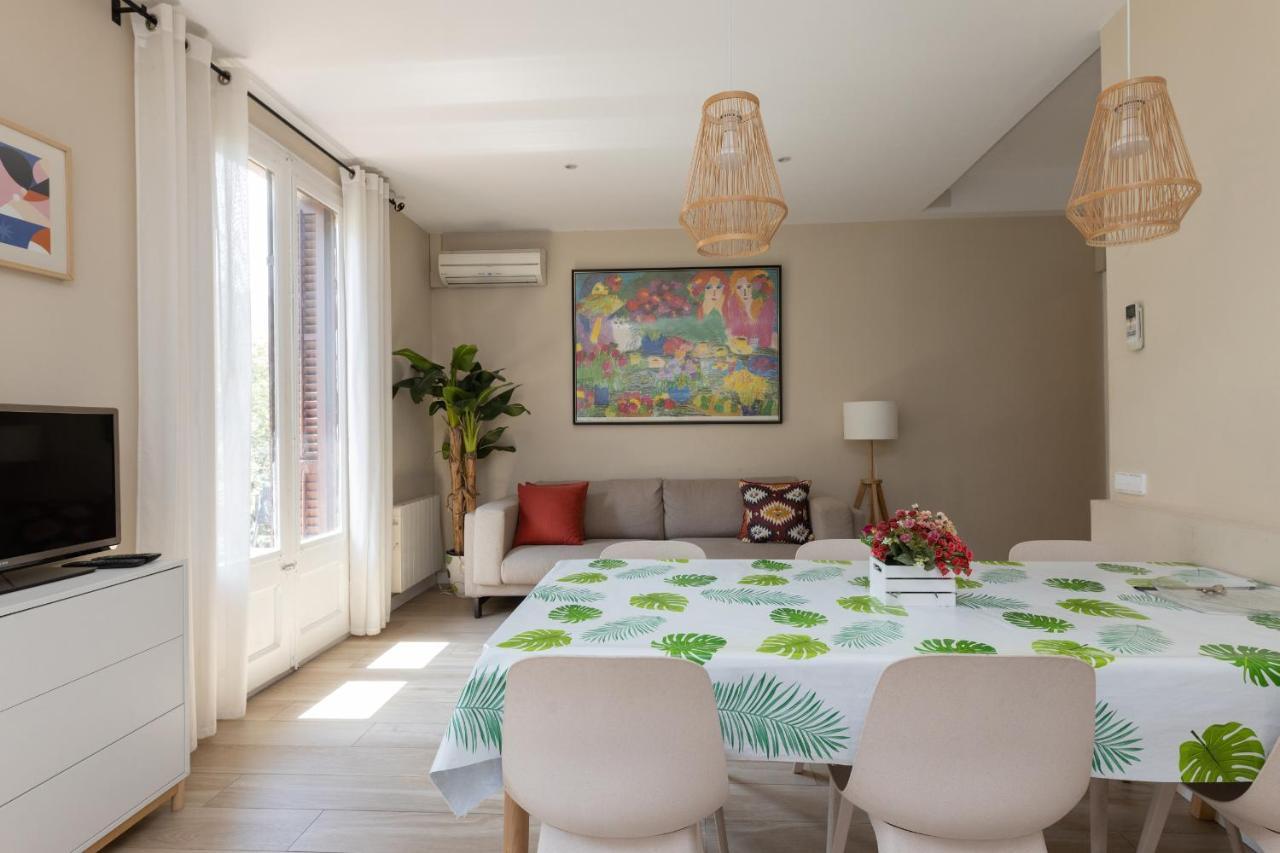Aparteasy - Family 4-Bedroom Apartment Barcelona Exterior foto